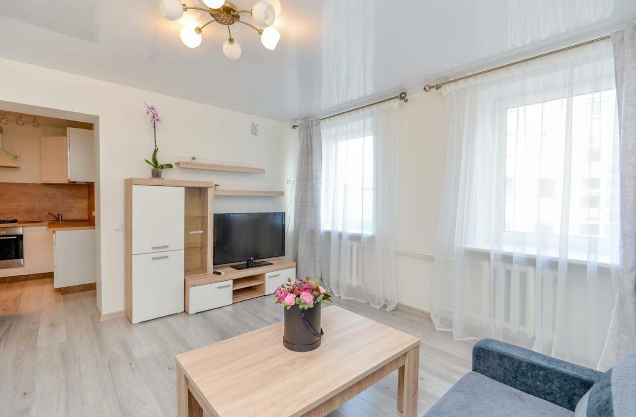 Guest House Simona ラズディヤイ エクステリア 写真